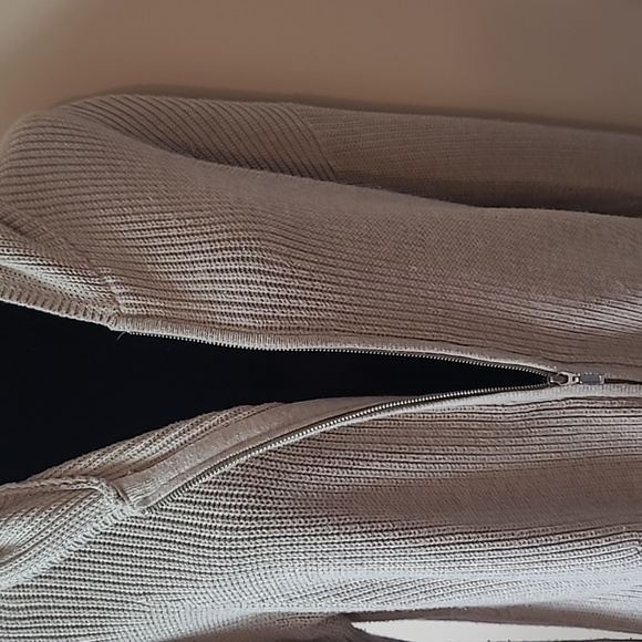 Max studio zipup Hooded sweathet size L - Picture 6 of 8